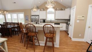 VOH5, Royal Palms- Semi-Oceanfront, 7 BRs, Priv Pool, Close to Beach, Rec Rm - Corolla - 1