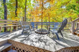 Waterfront Eatonton Escape with Private Hot Tub! - Resseaus Crossroads - 2