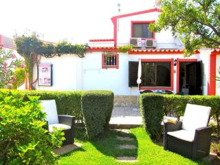 CH 7 - One Bedroom Apartment, Casa da Horta, Pool and Garden - Albufeira - 0