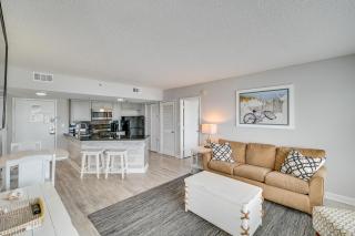 Oceanfront Myrtle Beach Condo with Balcony and Views! - Myrtle Beach - 9