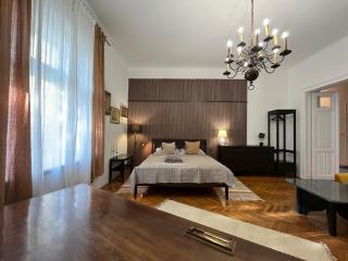 Hillside Luxury Residence Budapest with free garage - Budapest - 4