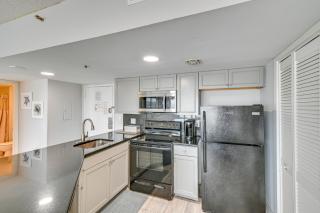 Oceanfront Myrtle Beach Condo with Balcony and Views! - Myrtle Beach - 4