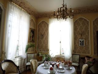 Grande chambre individuelle à lit double dans une maison de Maître de 1904 - Haguenau - 3
