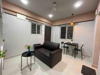 Apricot: 1bhk Humble Abode in Botanical Gardens - Hyderabad - 0