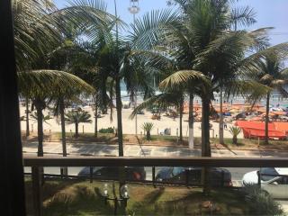 Apto Pé Na Areia - Praia das Astúrias Guarujá-SP - Guarujá - 2