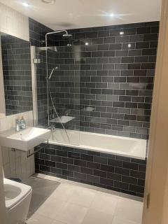 Stunning 2 Bedroom Apartment - Londra - 7