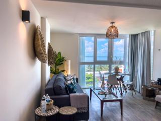 Exclusivo Condominio a Pie de Playa ZH - 0