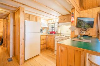 The Cottonwood Cabin #17 at Blue Spruce RV Park & Cabins - Tuckerville - 4