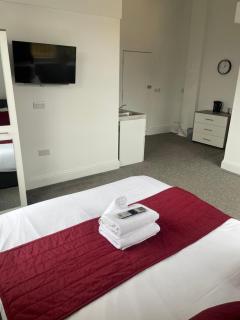 River side rooms - Southampton - 7