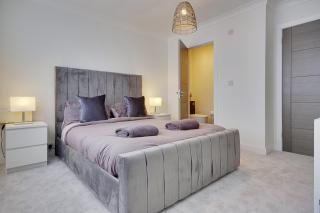 17 Banstead Road - Poole - 8