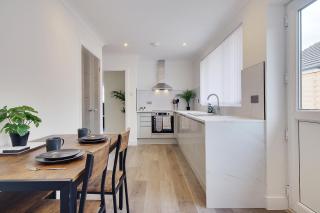 17 Banstead Road - Poole - 1