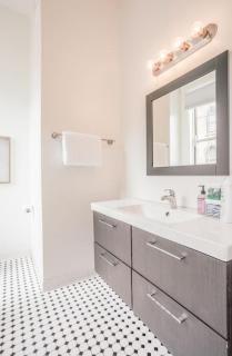 Light and Airy, Spacious 2B 2Bath Downtown City View - Cincinnati - 2