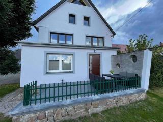 Hochwertige Ferienwohnung im Bauernhaus - Freital - 0