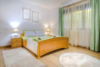 Pavle's Oasis - Virpazar - 2