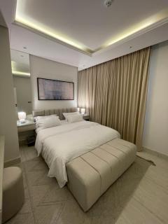 A luxury three-bedroom apartment in the heart of Riyadh - Riyadh - 5