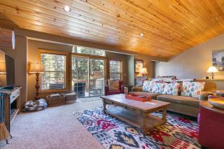 Alpen Glow by Tahoe Getaways - Private Hot Tub, Close to Northstar - Carnelian Bay - 8