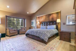 Alpen Glow by Tahoe Getaways - Private Hot Tub, Close to Northstar - Carnelian Bay - 1