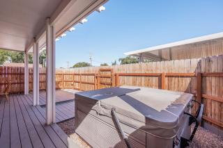Comfy Corral - Pocatello - 6