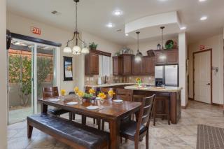 1919 Coral Ridge Across From Clubhouse and Pools! Golf Course Views! - Washington - 2