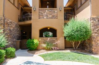 B6 l Hillside Hideaway, Indoor and Outdoor Fireplace, Sleeps 8 - Washington - 4