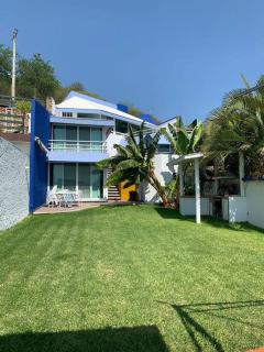 Casa Azul en la orilla del Lago Tequesquitengo - Tequesquitengo - 0