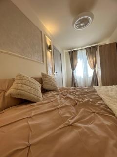 Angel House - Deva - 1