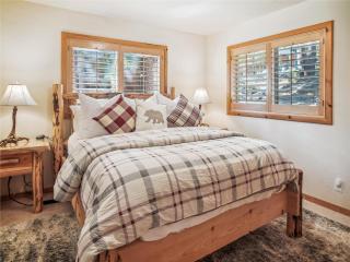 Bear Peak Cabin by Tahoe Getaways - Tahoe Donner Rental with Private Hot Tub and Bonus Room - Truckee - 1