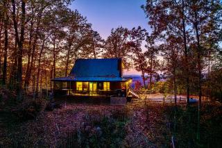 King Beds, VIEWS, Fire Pit, Spa, No Fees, New, Private, Games - Sevierville - 9