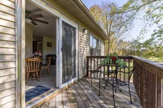 Bass Creek's Apt A - Janesville - 5