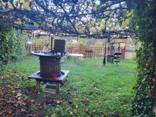 La Maison du Donjon - Gites de 8 personnes, parking privé avec jardin terrasse - Loches - 3
