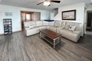 Sandy Feet & Happy Hearts - Gulf Shores - 6