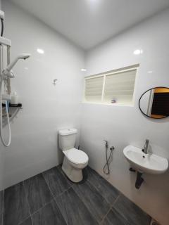 TL LEGEND HOMESTAY Ipoh garden east - 2