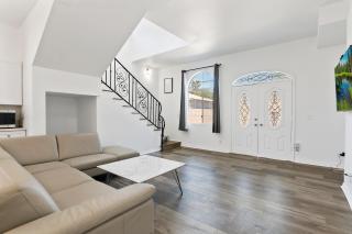 Modern loft close to Universal studio and Hollywood for 8 - Los Angeles - 7