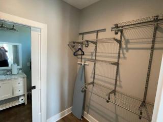 Pet friendly Wi-Fi luxury gated community downtown Greenville - Greenville - 3
