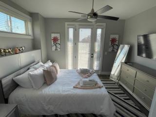 Pet friendly Wi-Fi luxury gated community downtown Greenville - Greenville - 2