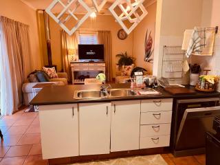 Haze Inn Cottage - 1