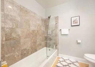 Charming 3-Bed Apartment in Los Angeles - Los Angeles - 7