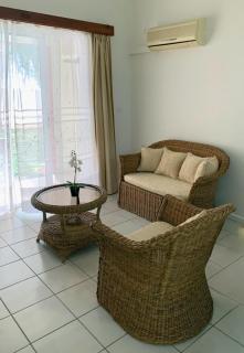 Lovely beachfront boutique apartment - 3