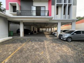 Cozynest Tenggilis - Surabaya - 2
