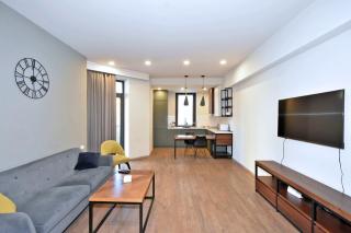 Relaxing Apartment One-BDR w/Balcony - 9