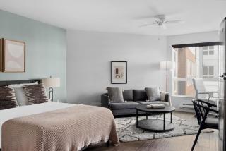 Ballard studio w bbq wd nr shops SEA-647 - Seattle - 9