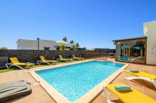 Villa Alhambra by Villa Plus - Playa Blanca - 8