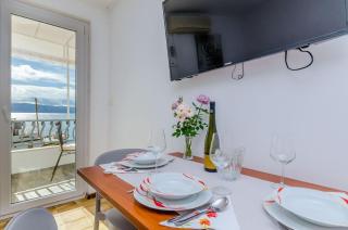 Apartments Bety - Dugi Rat (Punta Lunga) - 3