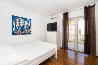 Apartments Kendes - Vodice - 1