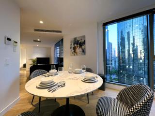 2BR 2 BATH, Balcony, City View, Southbank - 8