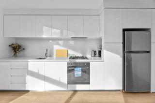 2BR 2 BATH, Balcony, City View, Southbank - 7