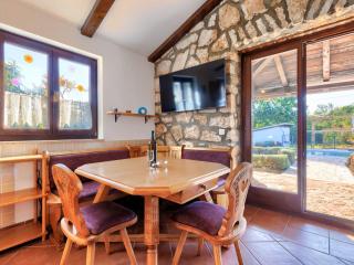 Holiday Home Ema by Interhome - Nova Vas - 9