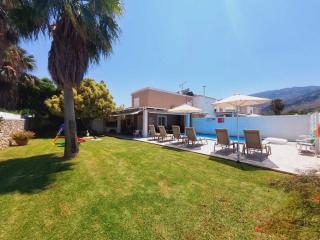 Villa Campos- Less than 5-Min Walk to Kalivaki Beach - Georgioupolis - 7