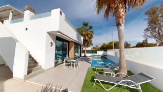 Holidoo Travel "Villa Deluxe" - Los Alcázares - 0