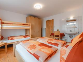 Apartment Apartment Taubenstein by Interhome - Neukirchen am Grossvenediger - 5